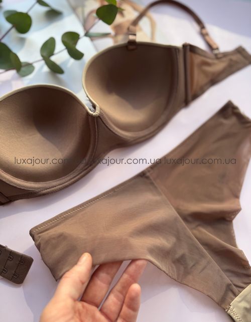 Комплект нижнего белья Cencka Flower 9943 мокко